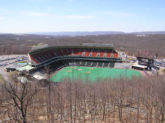 A view from atop the mountain 